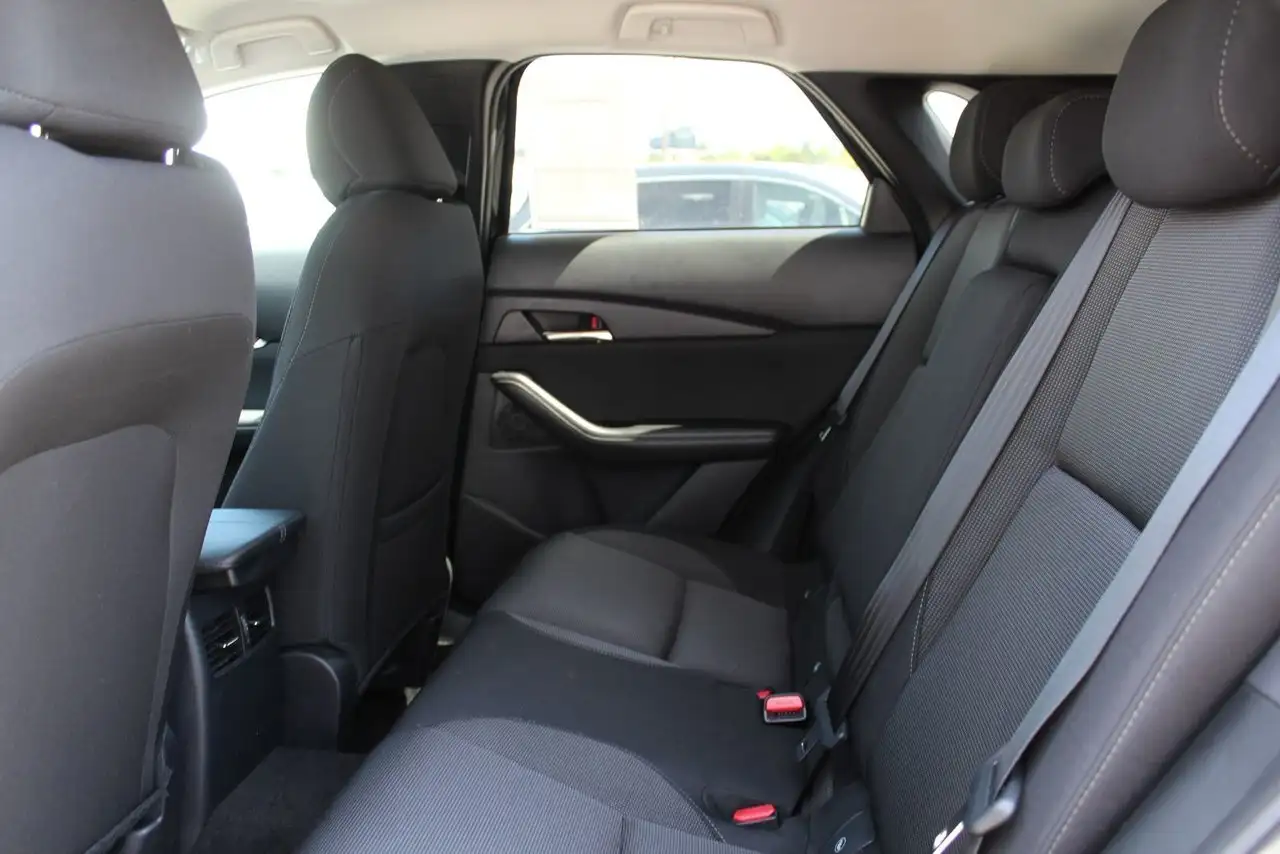 Mazda CX-30 photo Mazda CX-30
