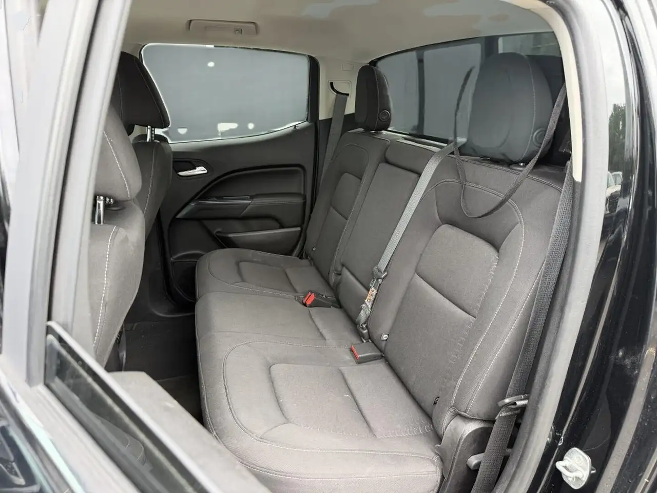 GMC Canyon снимка GMC Canyon