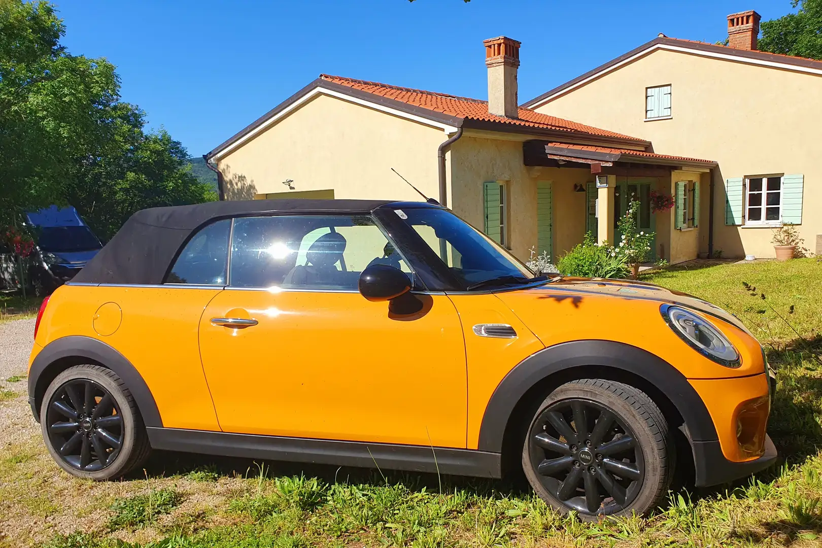MINI Cooper Cabrio MINI Cooper Cabrio Cooper Amarillo - 1