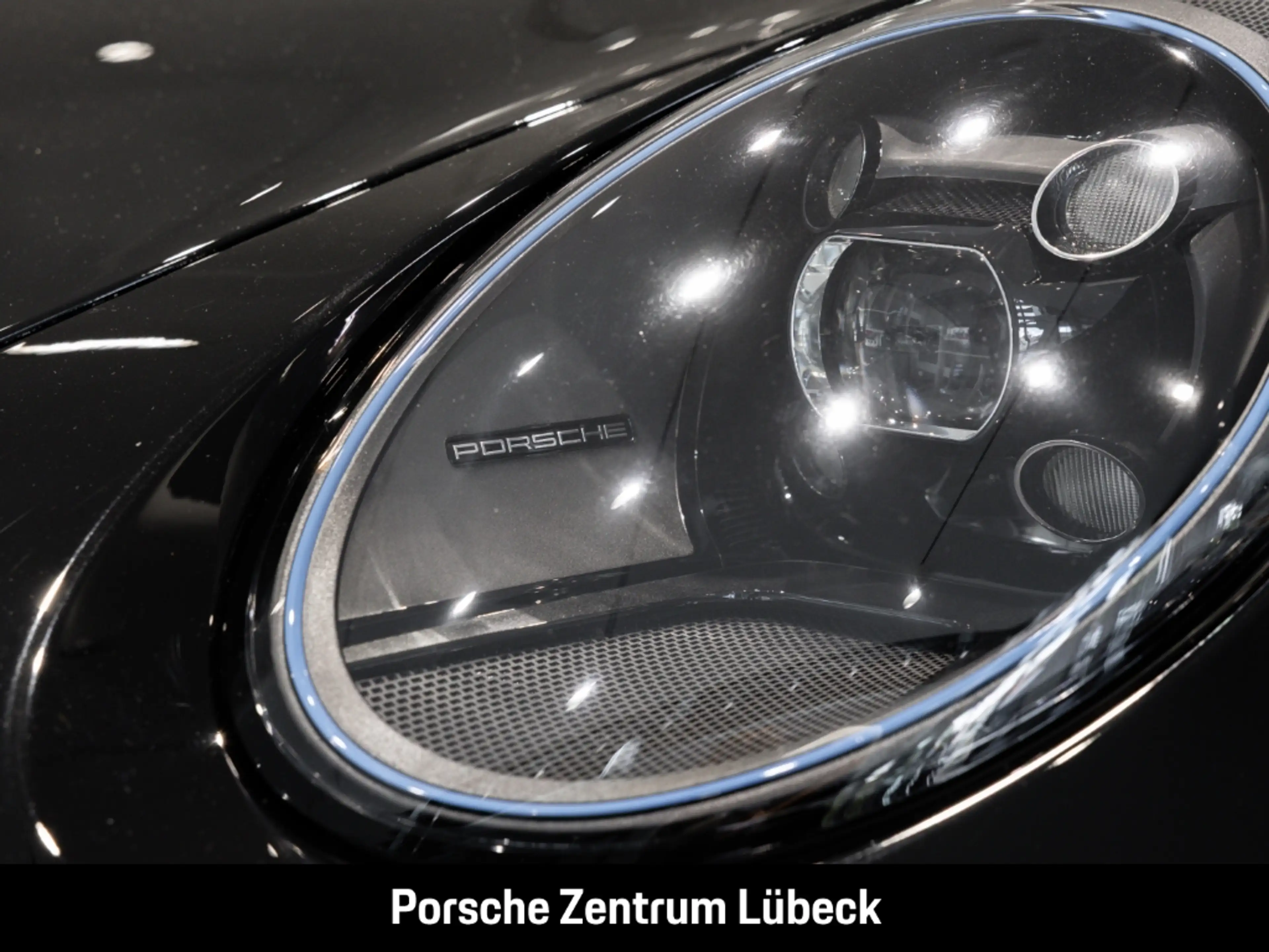 Porsche 992 (911) GT3 — photo 10