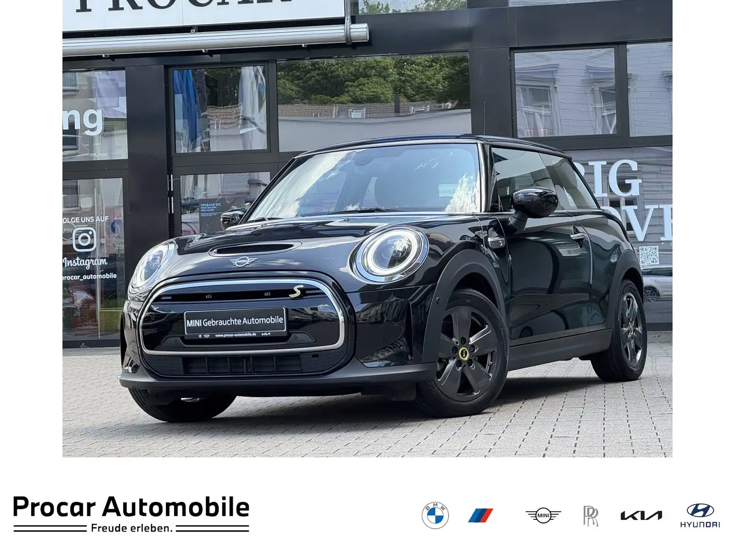 MINI Cooper SE LED PA PDC Pano Navi DAB Shz Schwarz - 1