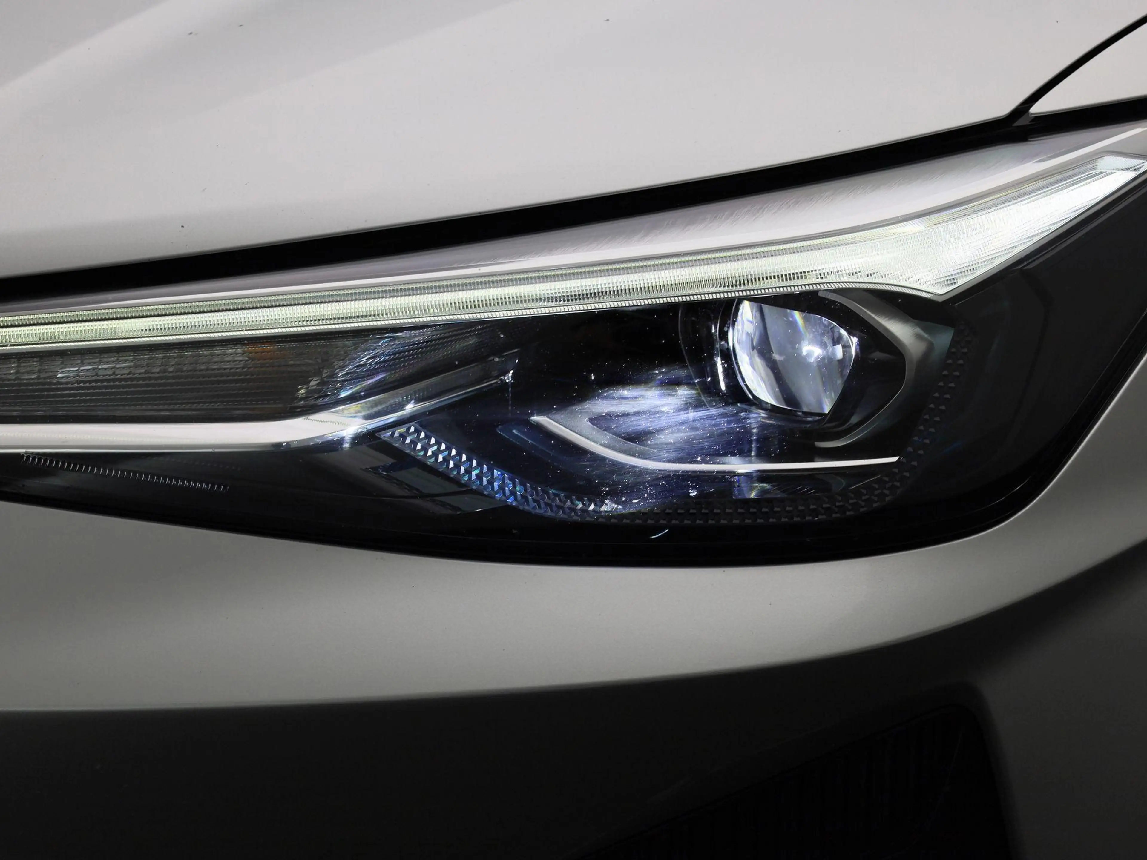 MG MG5 Long Range Luxury 61 kWh — photo 15