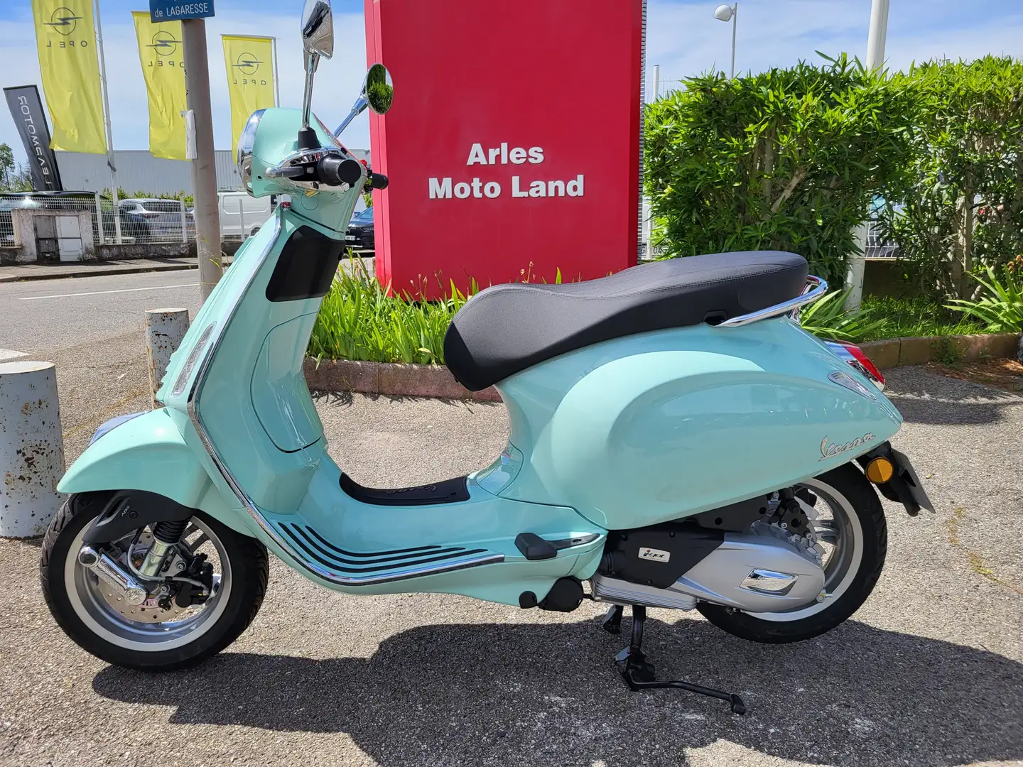 Vespa Primavera 125 Vert - 1