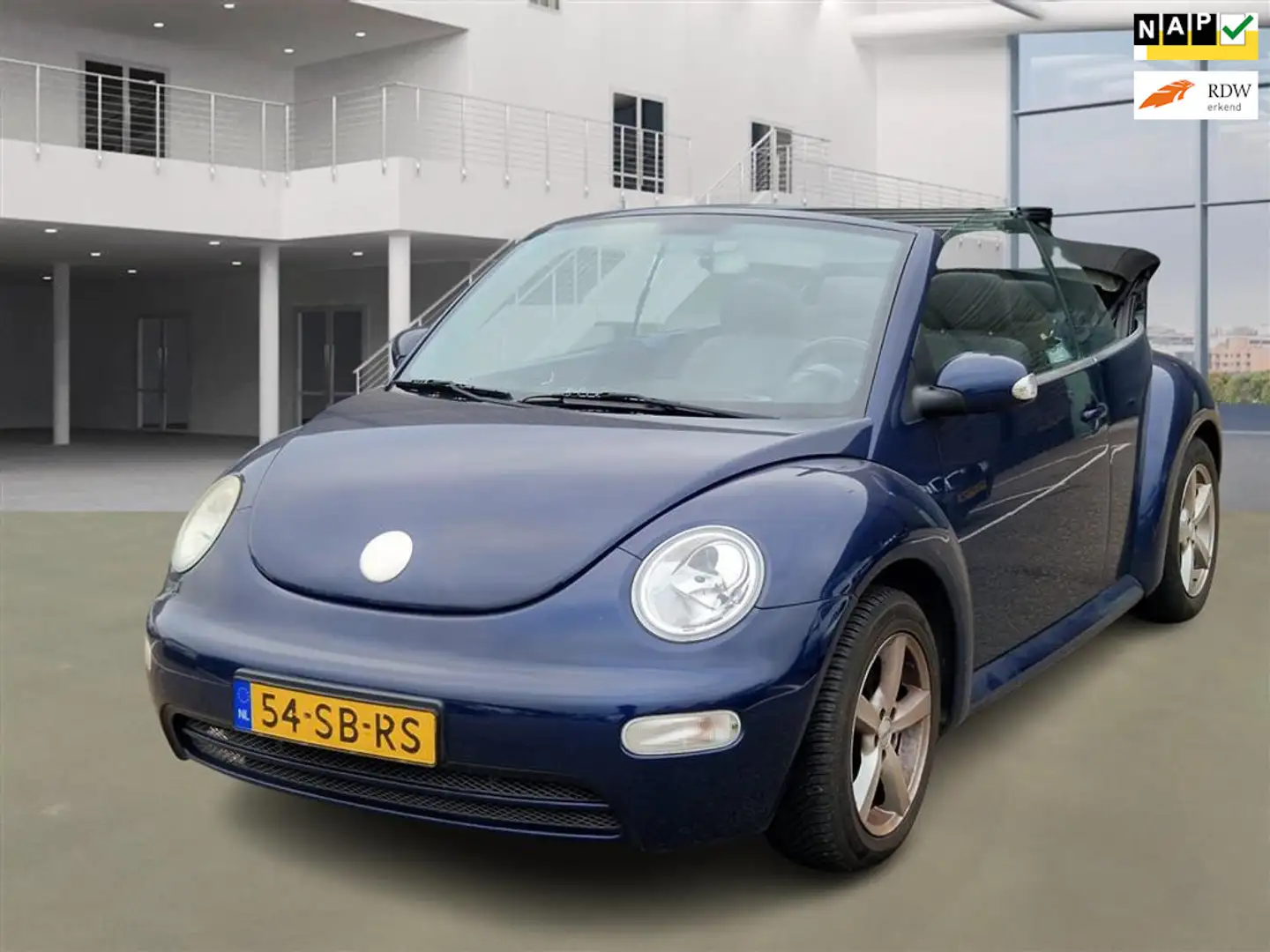 Volkswagen New Beetle Cabriolet 1.6 Turijn Comfort Blauw - 1
