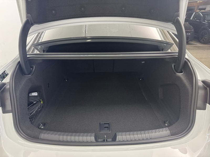 Audi A6 Limousine S line Tech Plus Sportsitze Ambientel... — photo 11