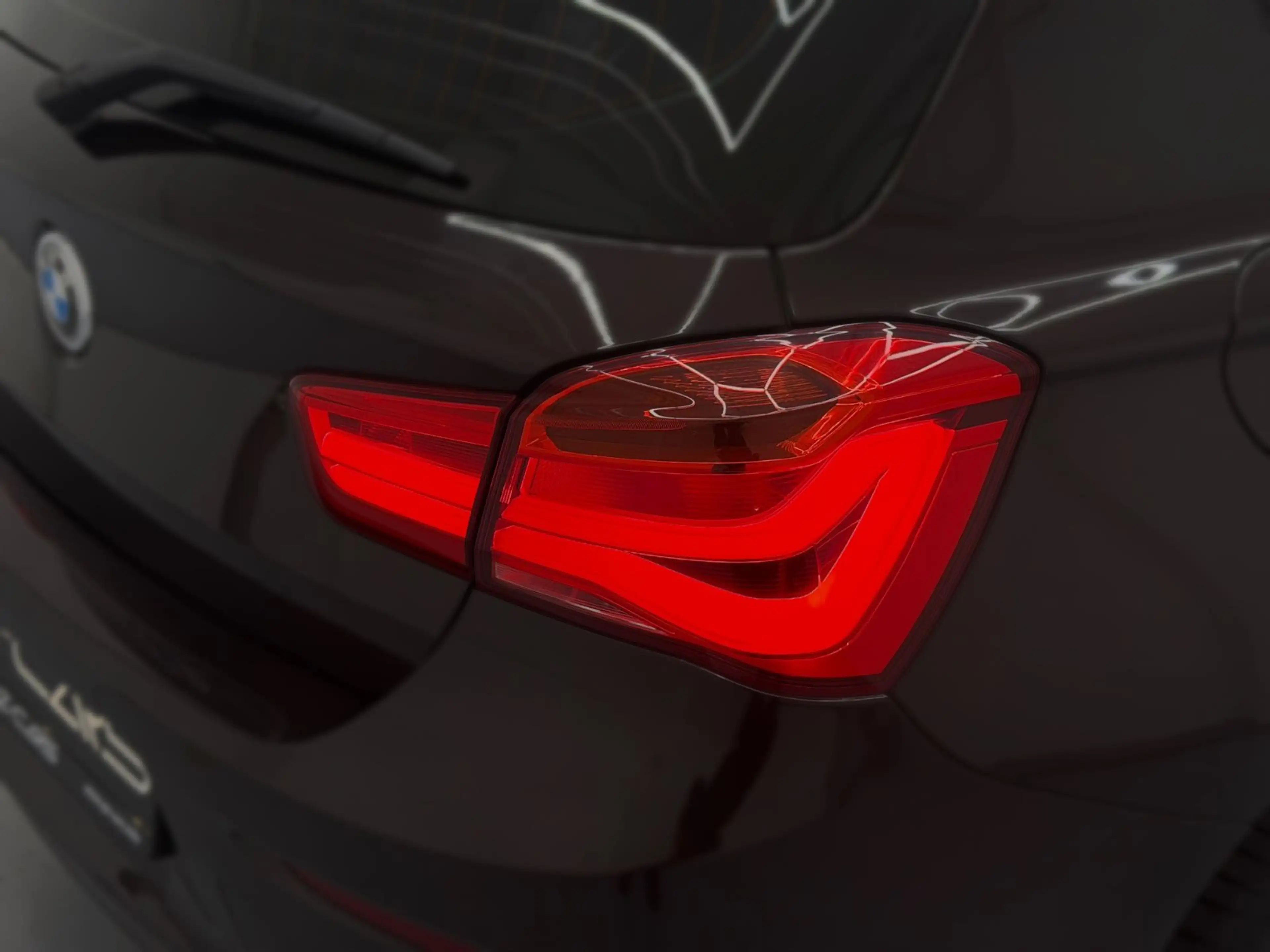 BMW 120 i Automatik|PDC|SHZ|TempoIBT|Scheckheftgepfl — photo 8