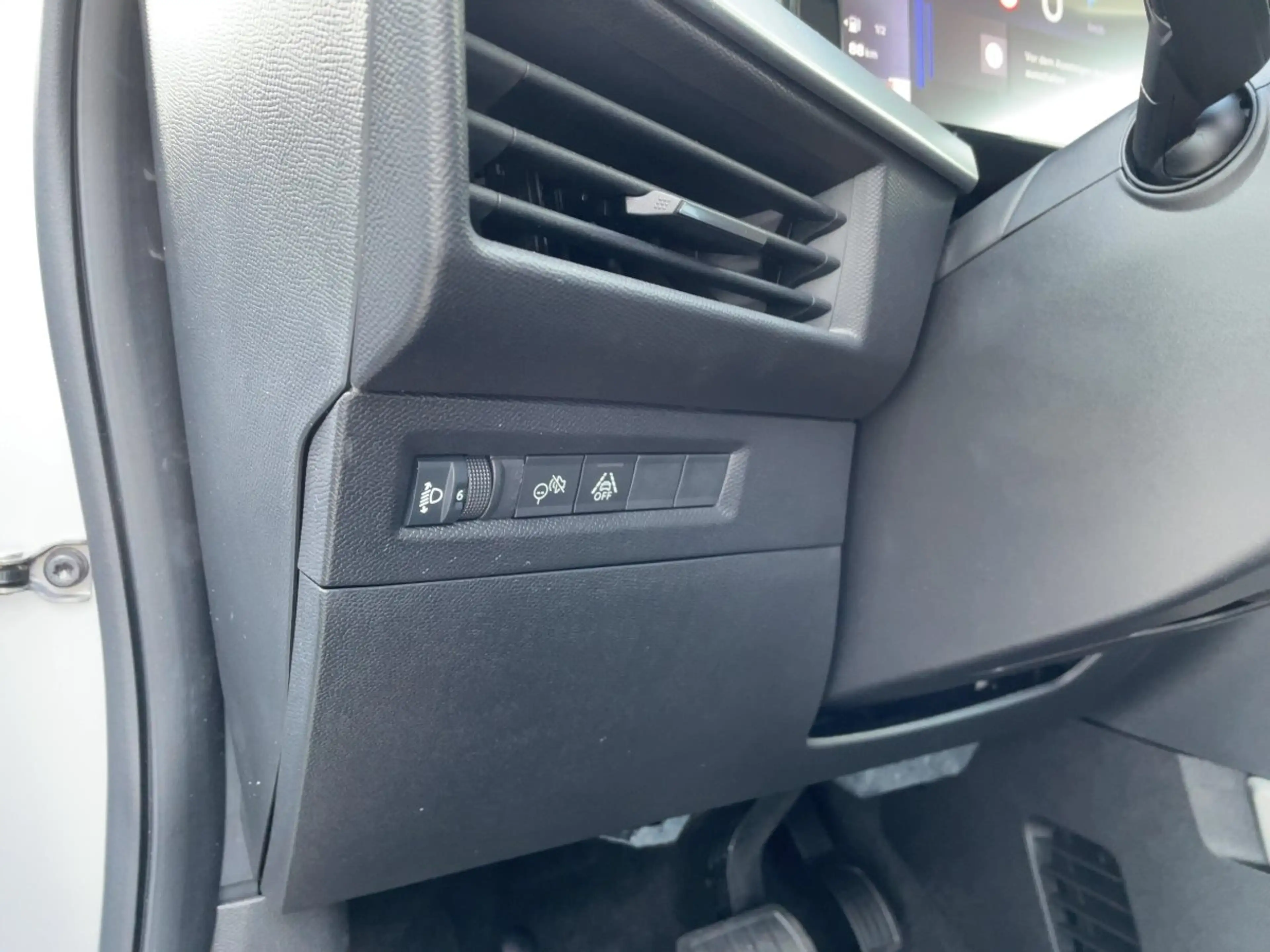 Opel Frontera 1.2 GS W LED+Navi+SHZ+Winterp.+Kam.+PDC — photo 13