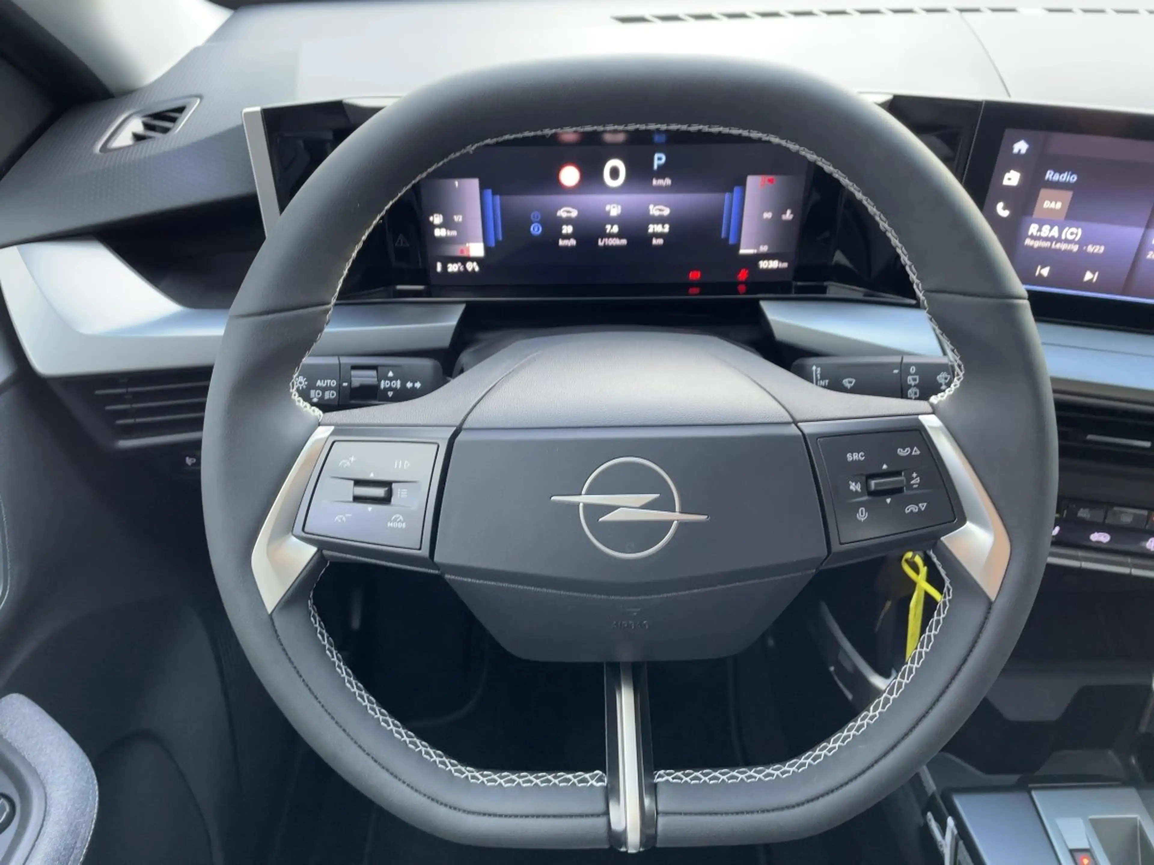 Opel Frontera 1.2 GS W LED+Navi+SHZ+Winterp.+Kam.+PDC — photo 11