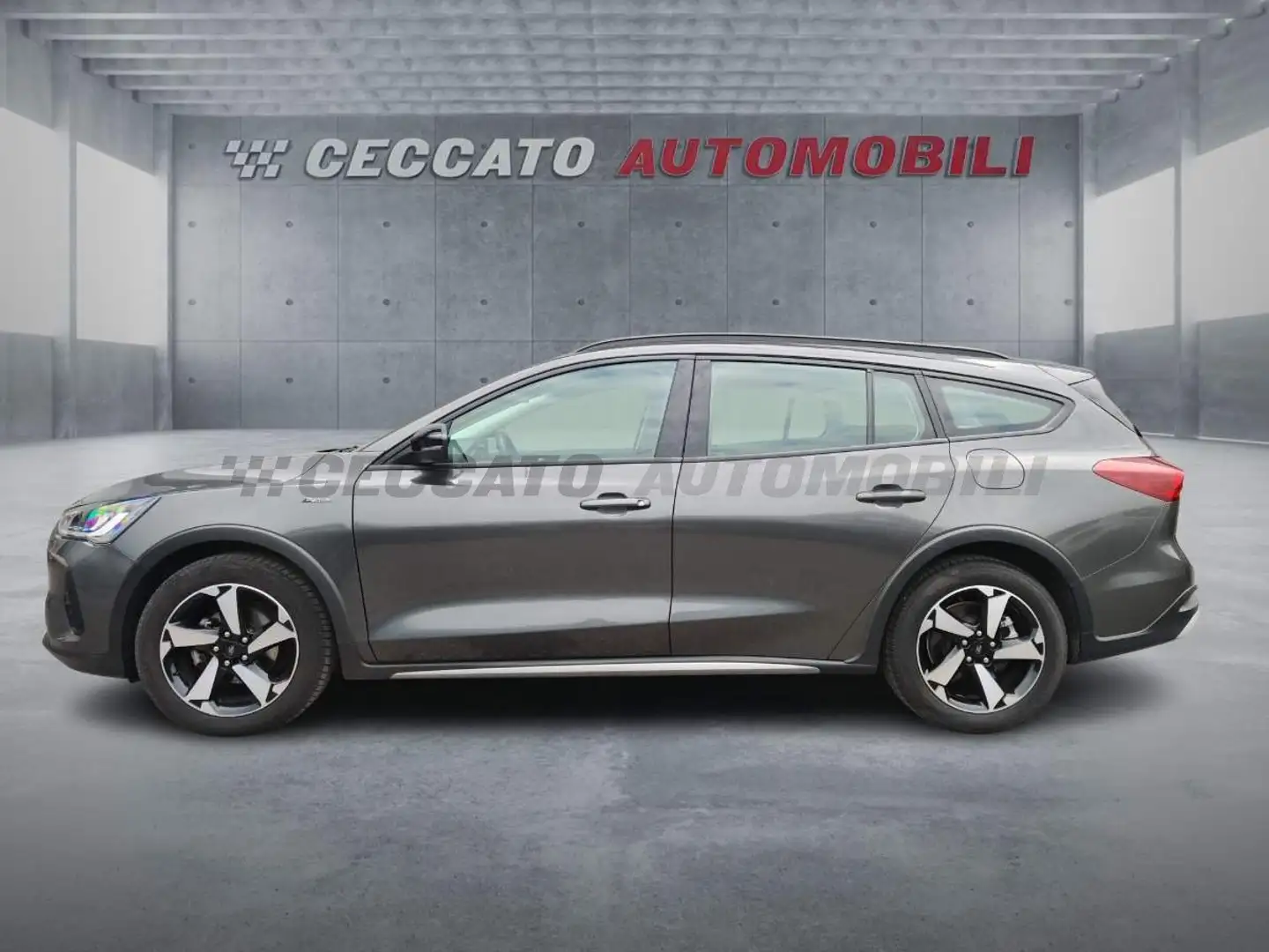 Ford Focus Focus Active SW 1.5 ecoblue Design 115cv auto Gris - 2