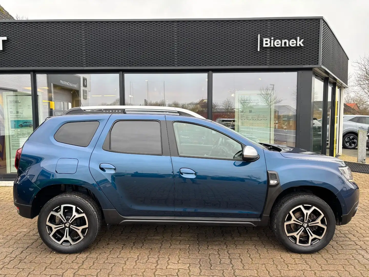Dacia Duster Prestige TCe 125 2WD Blau - 1