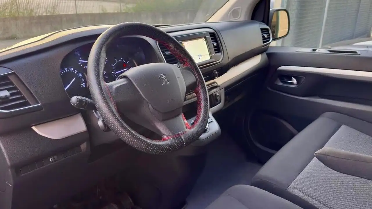 Peugeot Traveller BlueHDi 140 S&S EAT8 Long Active, миниатюра 8