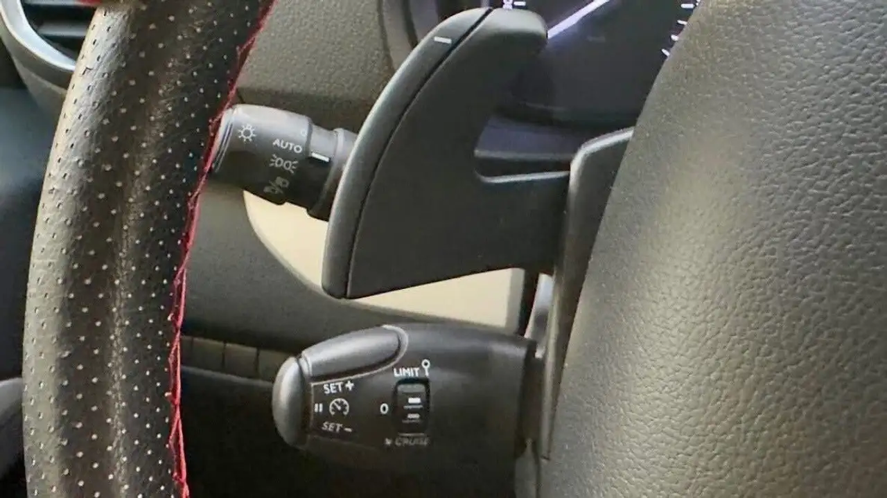Peugeot Traveller BlueHDi 140 S&S EAT8 Long Active, миниатюра 18