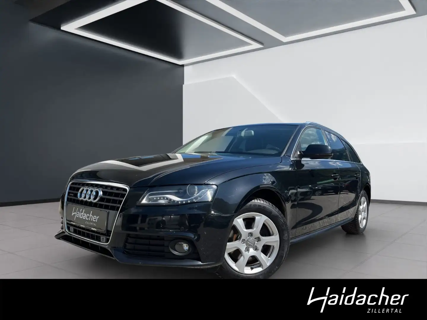 Audi A4 Schwarz - 1