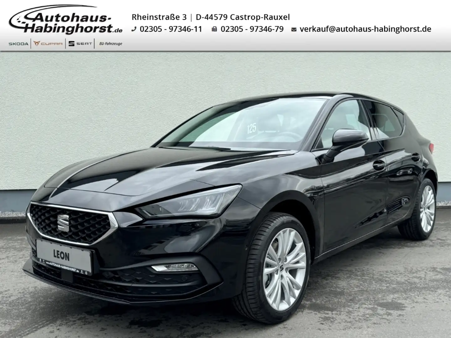 SEAT Leon 1.0 eTSI DSG Style Edition AHK ParkAssist Shz Full Schwarz - 1