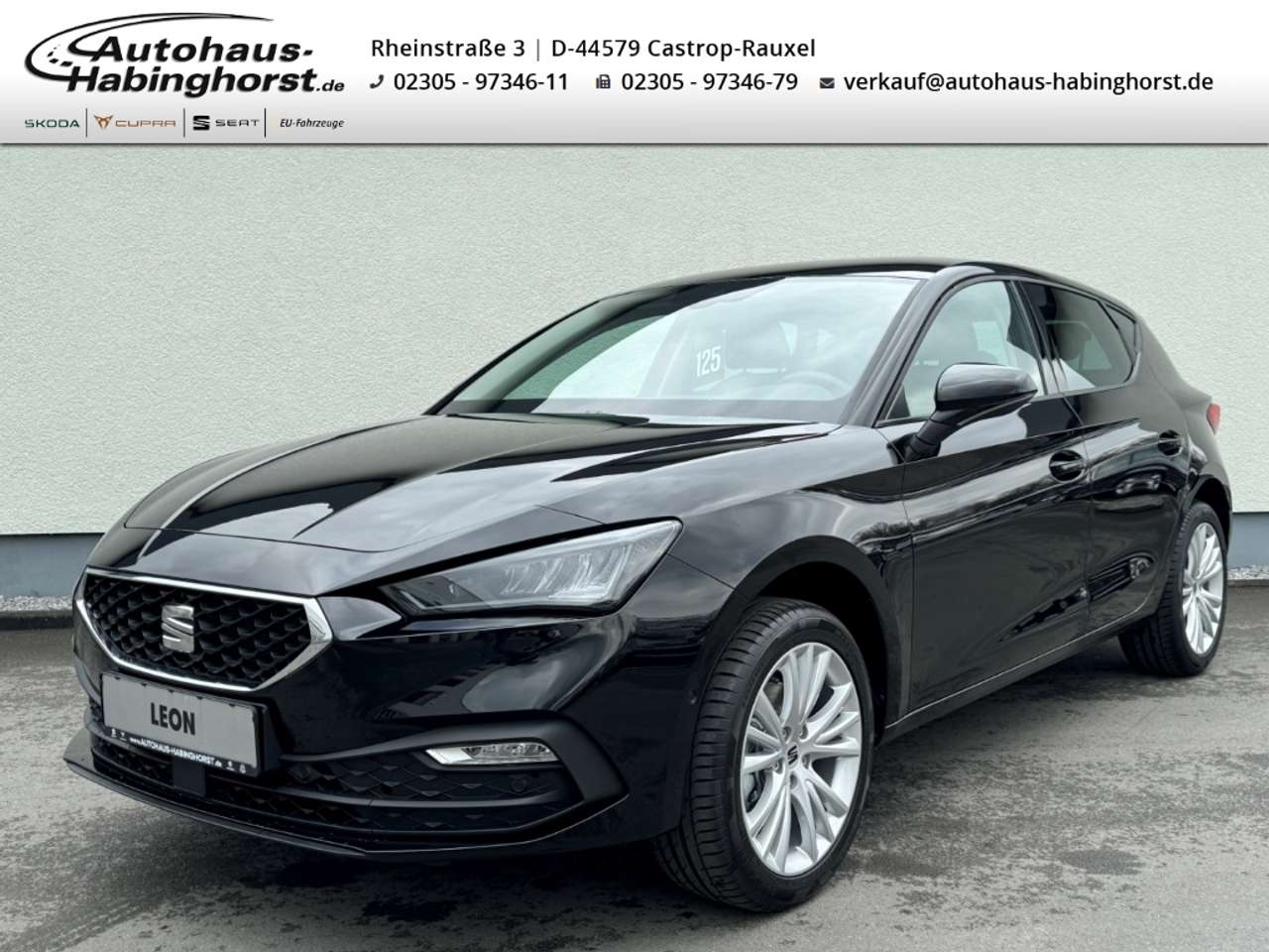 Seat Leon 2024 — 1.0 eTSI DSG Style Edition AHK ParkAssist Shz Full