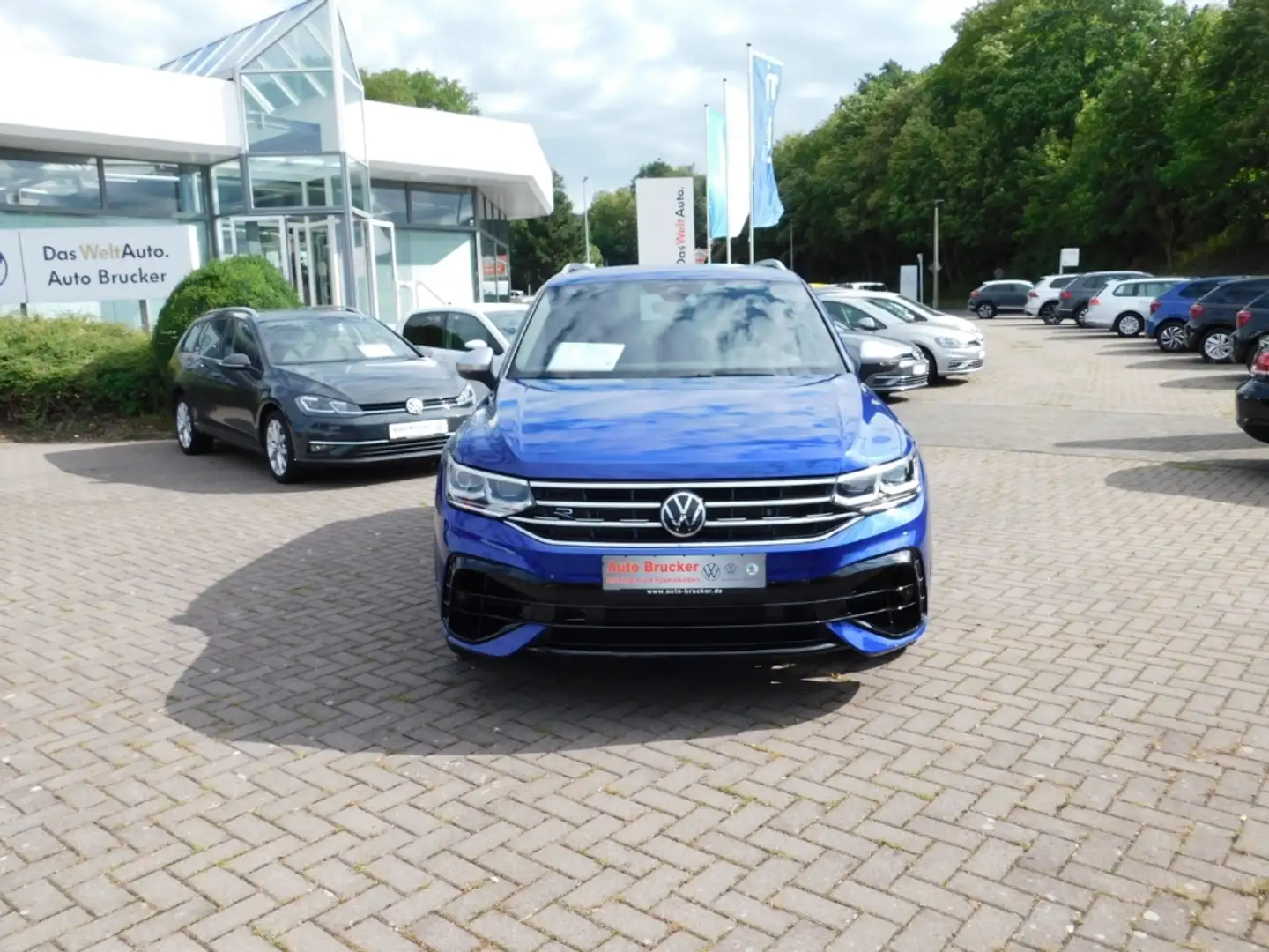 Volkswagen Tiguan R 4Motion 2.0 TSI+Adaptives Dämpfungssystem+Anhäng Синій - 2