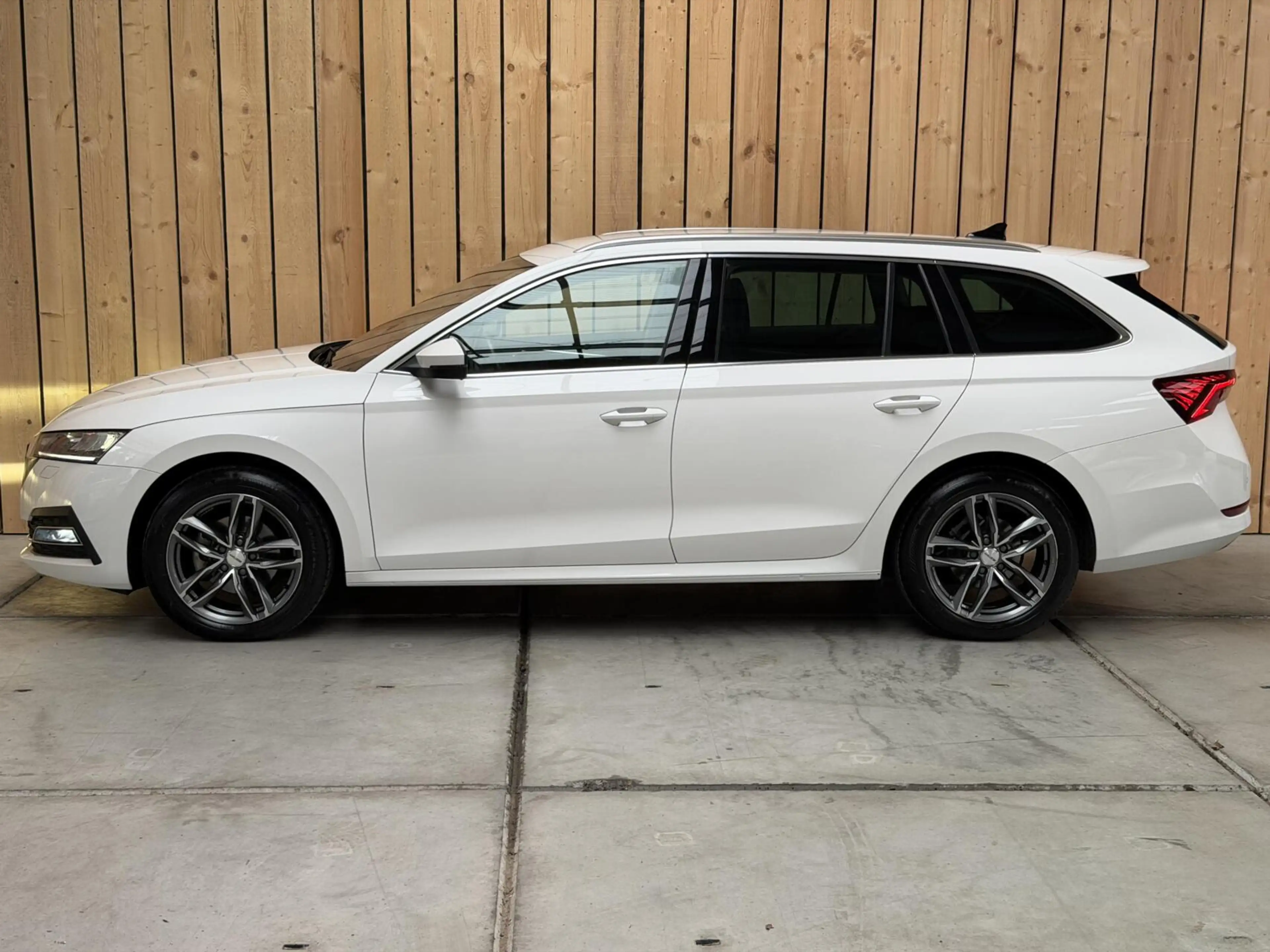Skoda Octavia Combi 1.0 e-TSI Business Edition Plus Automaat | A — photo 38