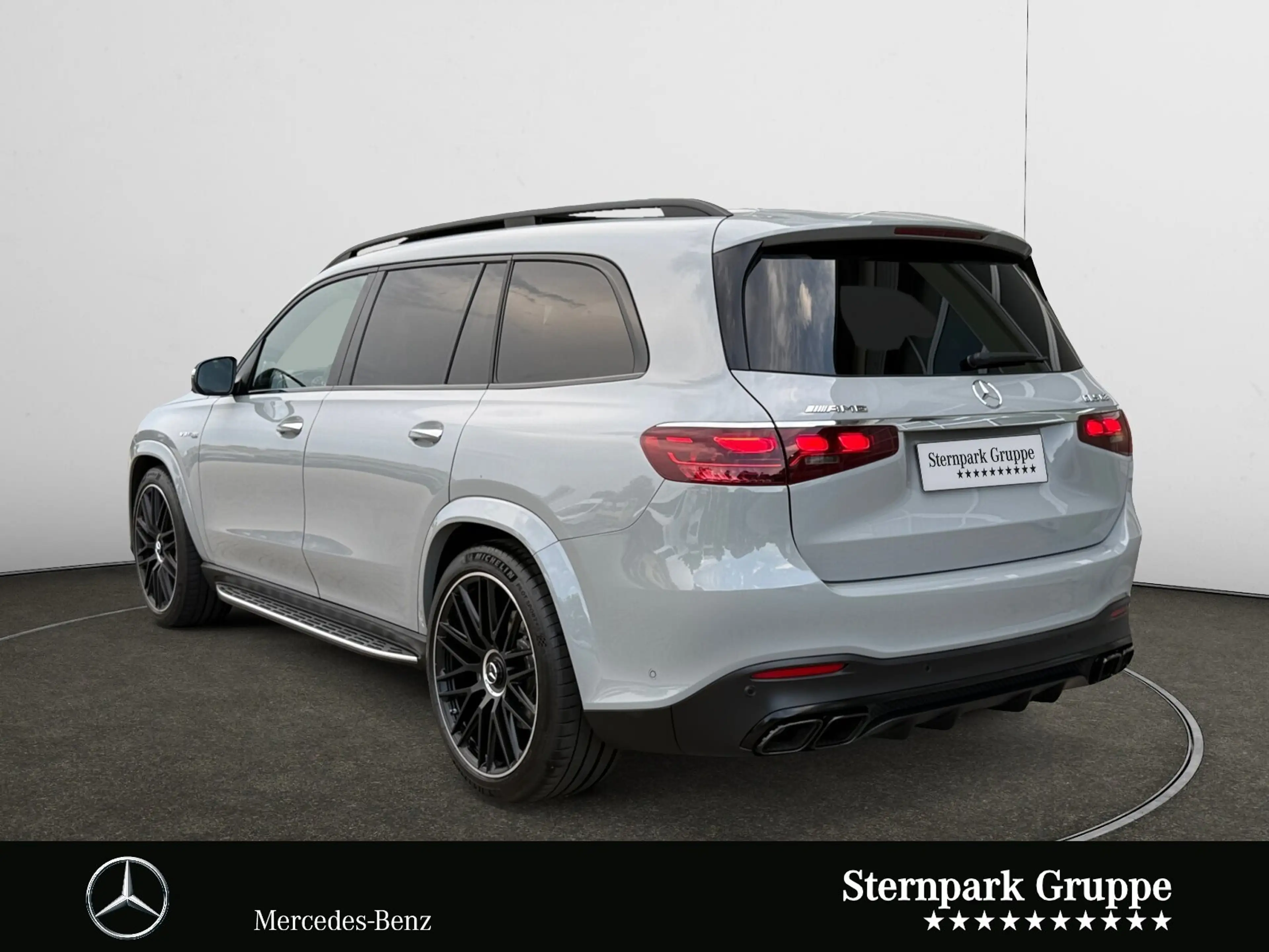 Mercedes-Benz GLS 63 AMG GLS 63 AMG 4M Ultimate Carbon+Night+Pano+Driver´ — photo 3