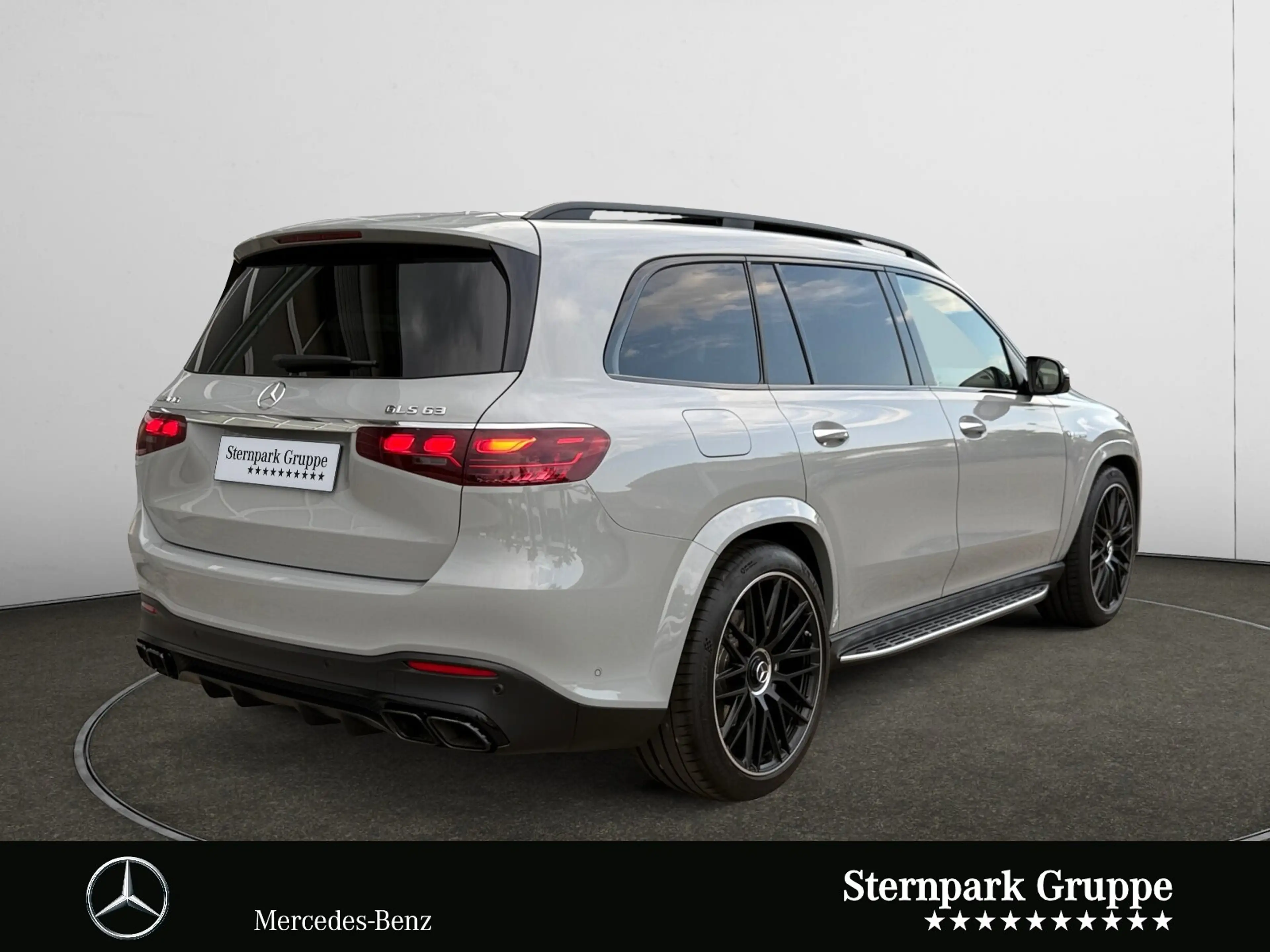 Mercedes-Benz GLS 63 AMG GLS 63 AMG 4M Ultimate Carbon+Night+Pano+Driver´ — photo 5