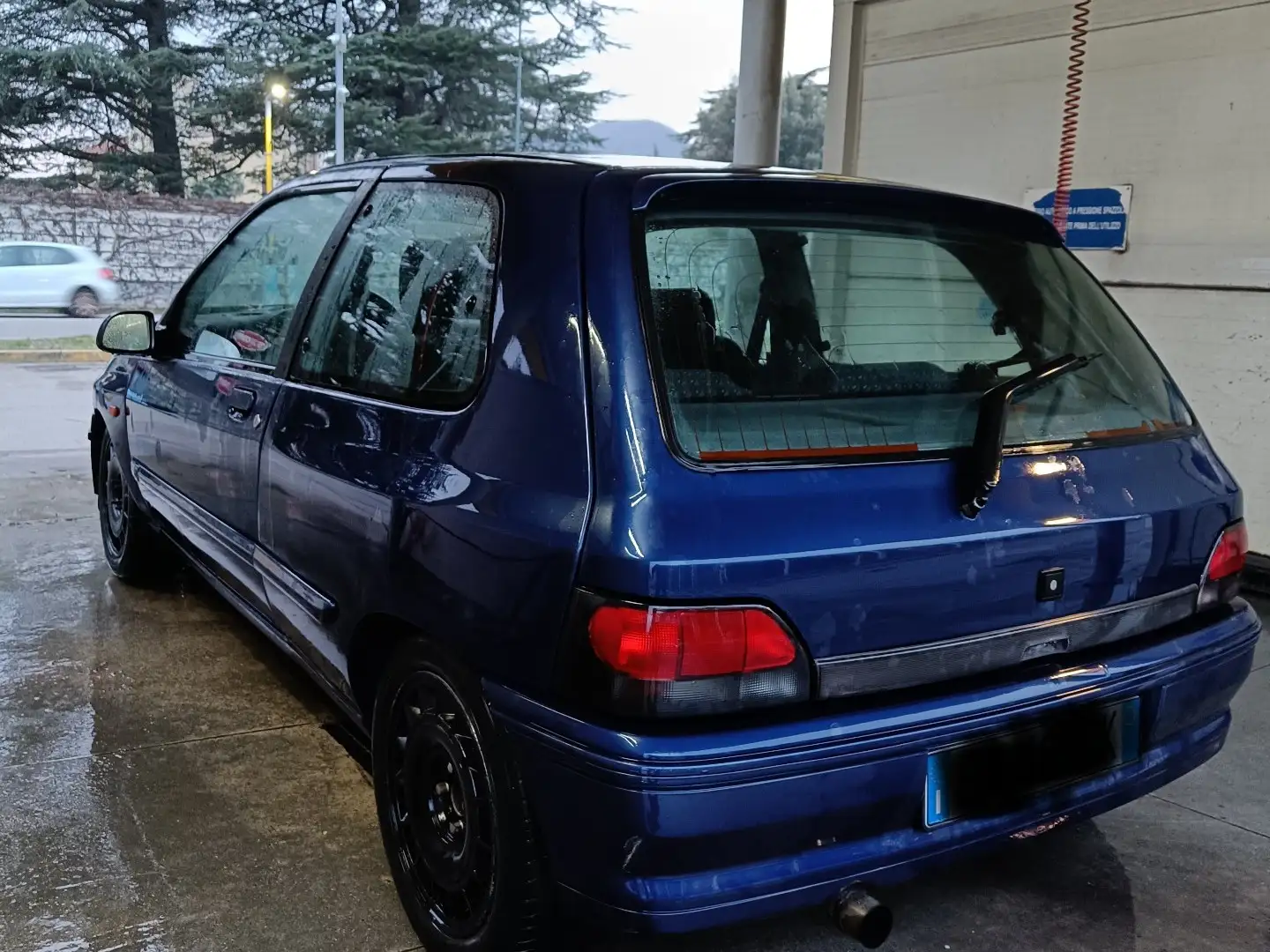 Renault Clio 3p 1.8 16v Синій - 2
