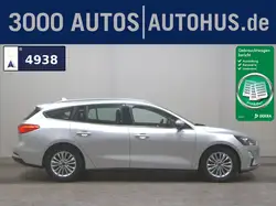 Ford Focus Turnier 1.0 EB Titanium Navi LED Kamera