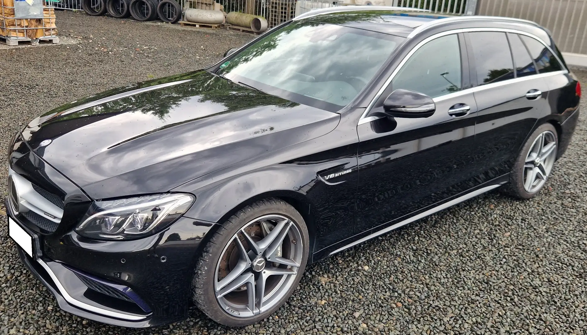 Mercedes-Benz C 63 AMG T Speedshift 7G-MCT HUD Dist Burmester Pano Kamera Schwarz - 2