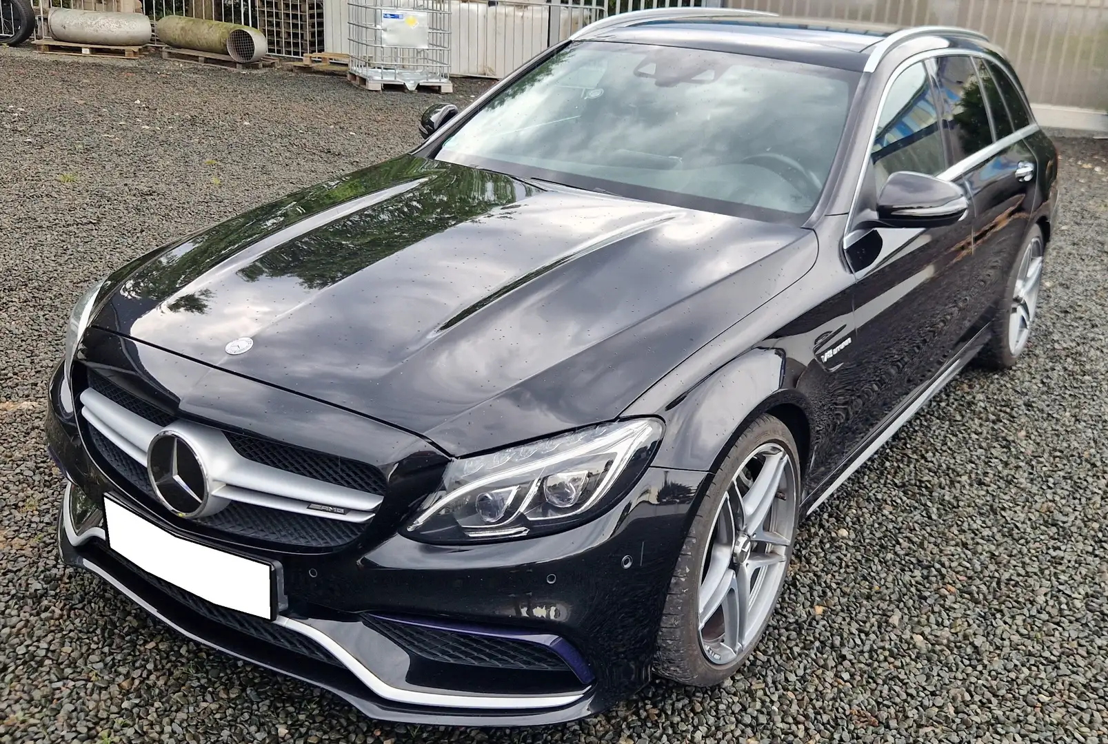 Mercedes-Benz C 63 AMG T Speedshift 7G-MCT HUD Dist Burmester Pano Kamera Schwarz - 1