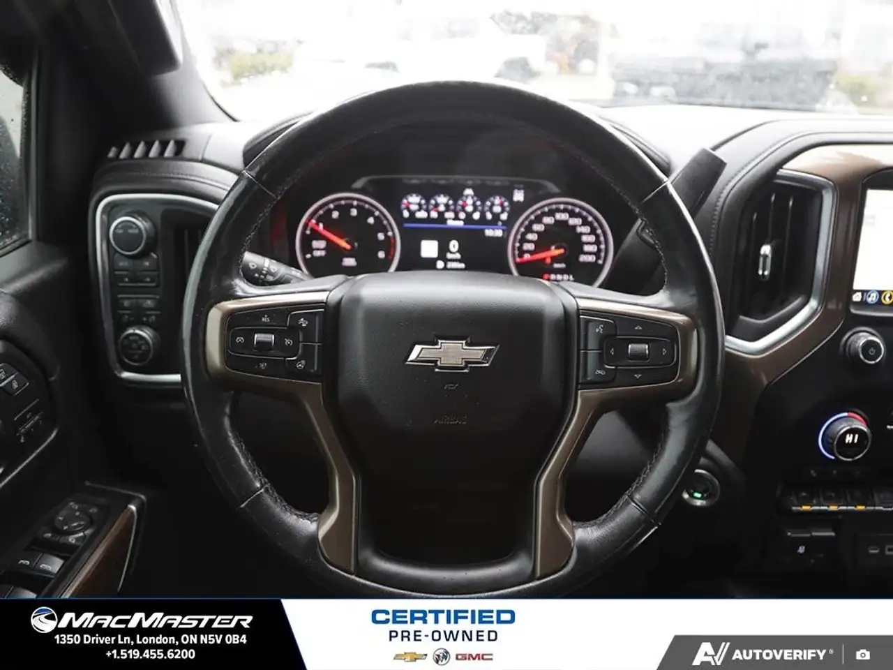 Chevrolet Silverado 1500 снимка Chevrolet Silverado 1500