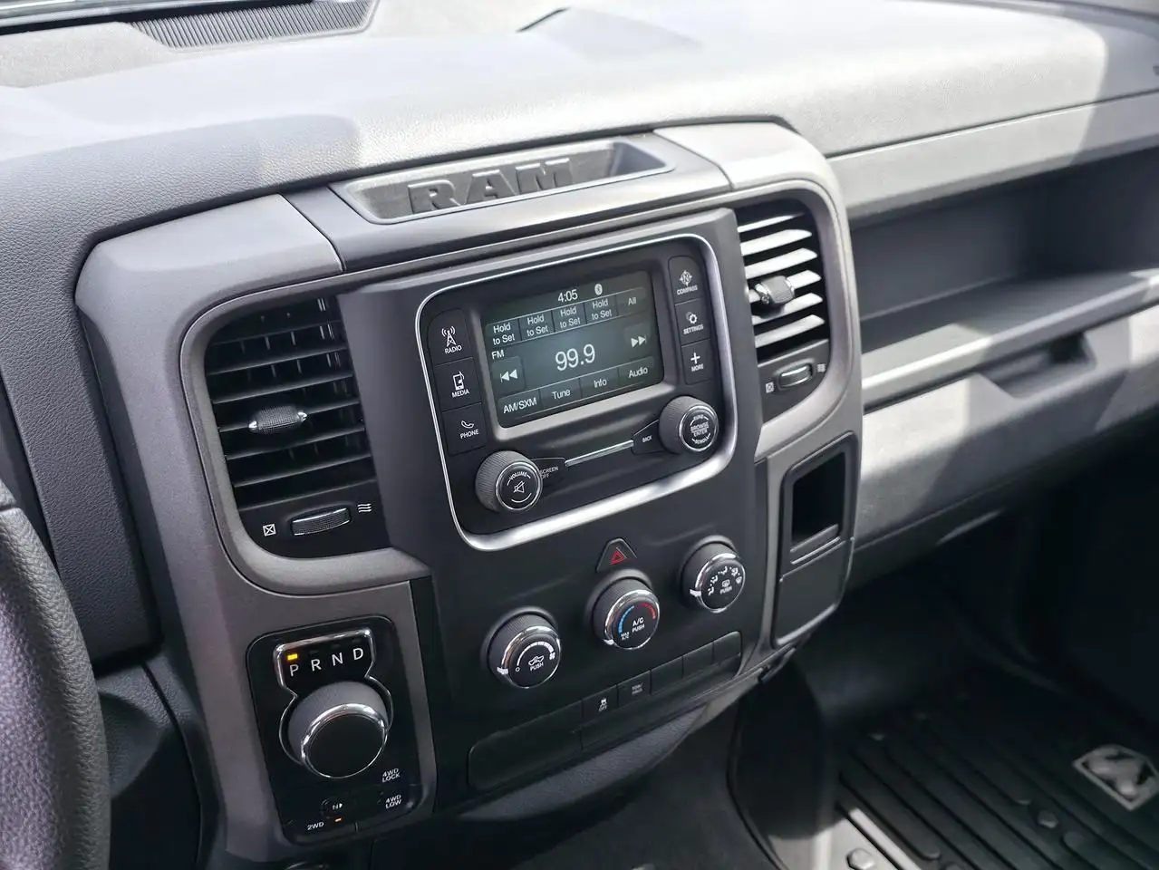 RAM 1500 photo RAM 1500