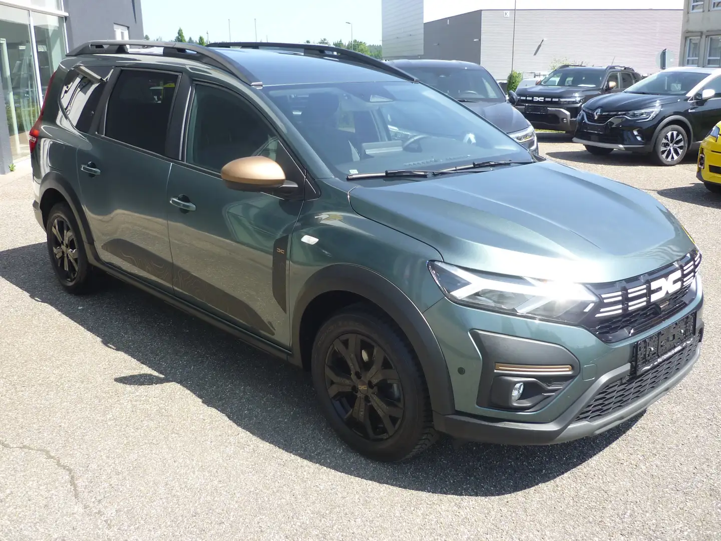 Dacia Jogger TCe 110 (7-Sitzer) Extreme+  Sitzheiz. /Navi/ Vert - 2