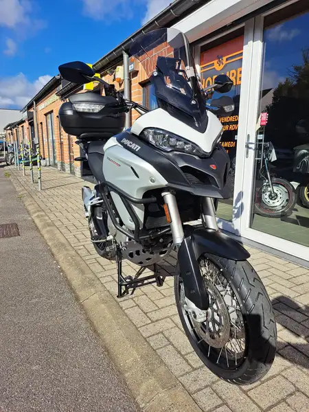 Ducati Multistrada 1200 - foto 4