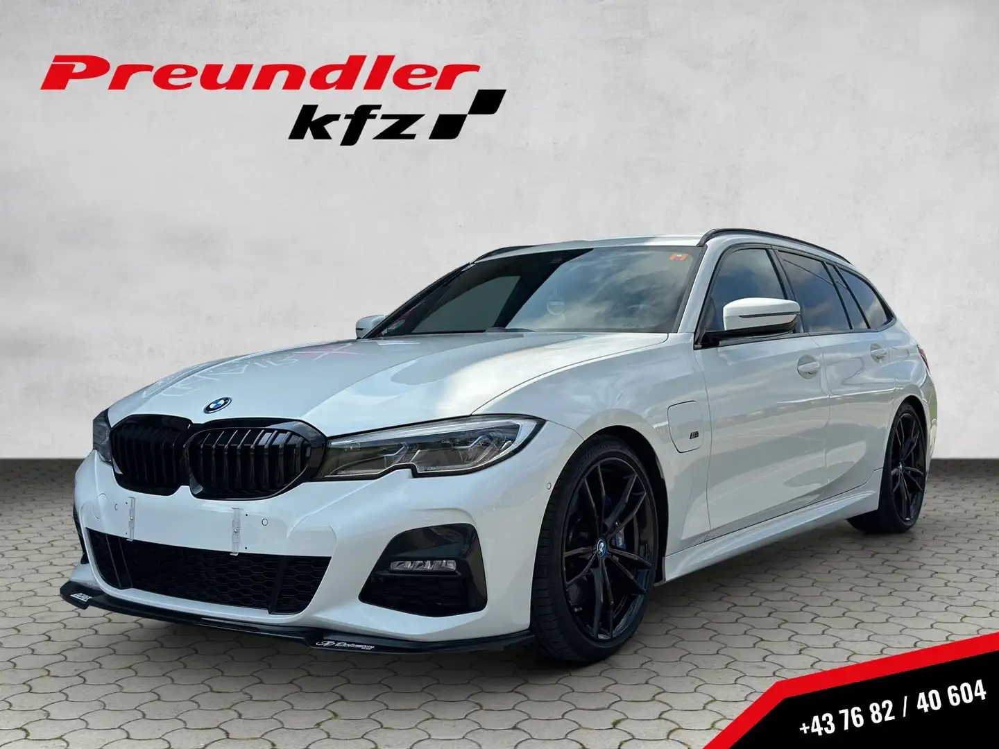 BMW 330 330e xDrive M-Sport Touring Weiß - 1