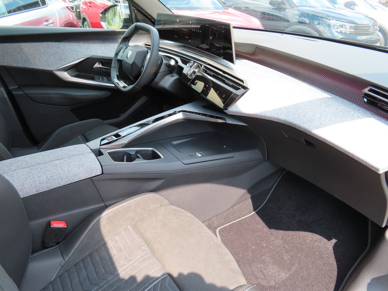 Peugeot 5008 GT Hybrid 145 e-DSC6 *Alcantara*AGR*7Sitzer — photo 11
