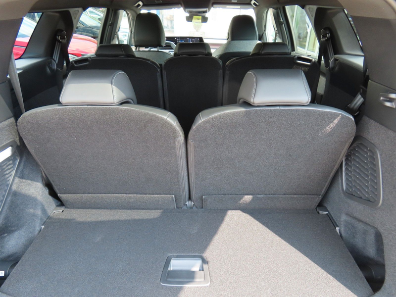 Peugeot 5008 GT Hybrid 145 e-DSC6 *Alcantara*AGR*7Sitzer — photo 15