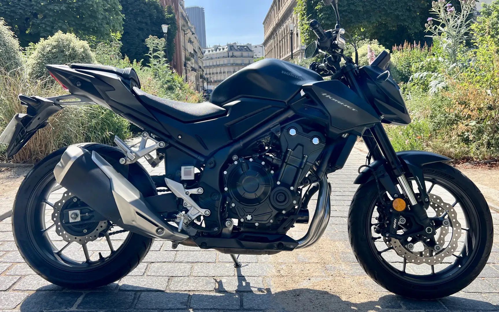 Honda Hornet Schwarz - 1