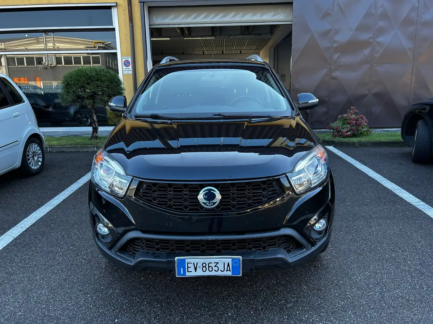 SsangYong Korando 2.0 e-xdi C 2wd 149cv Nero - 2