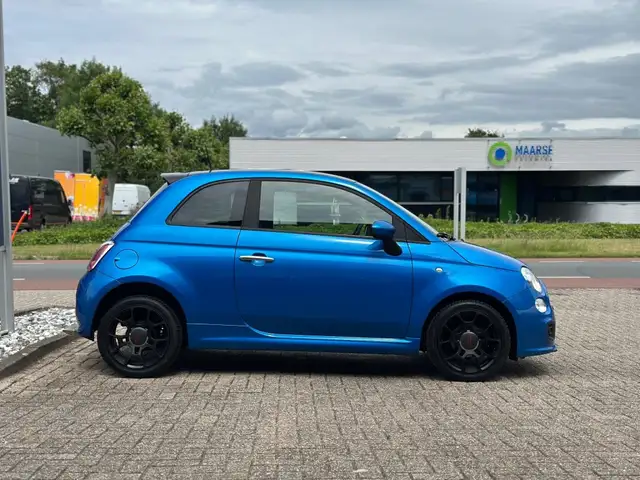 Fiat 500 view 3