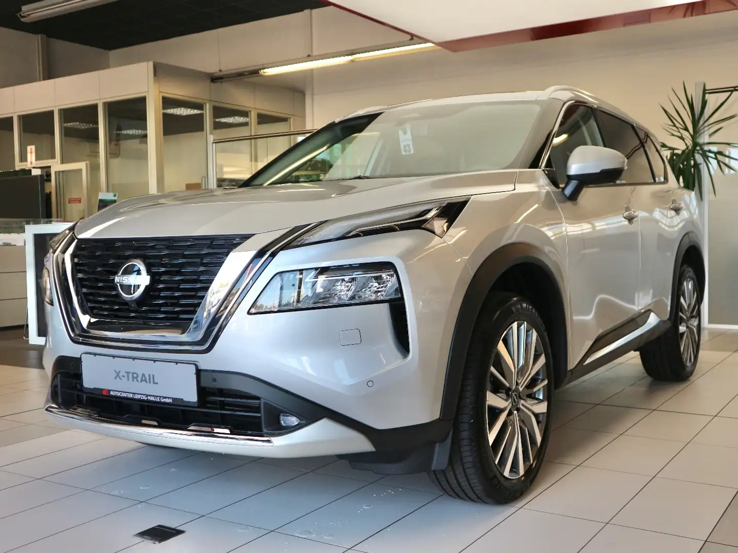 Nissan X-Trail TEKNA 1.5 VC-T MHEV 4x2 WKR inkl Argent - 2