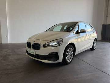Serie 2 F45 2018 Active Tourer 216d Active Tourer Sport