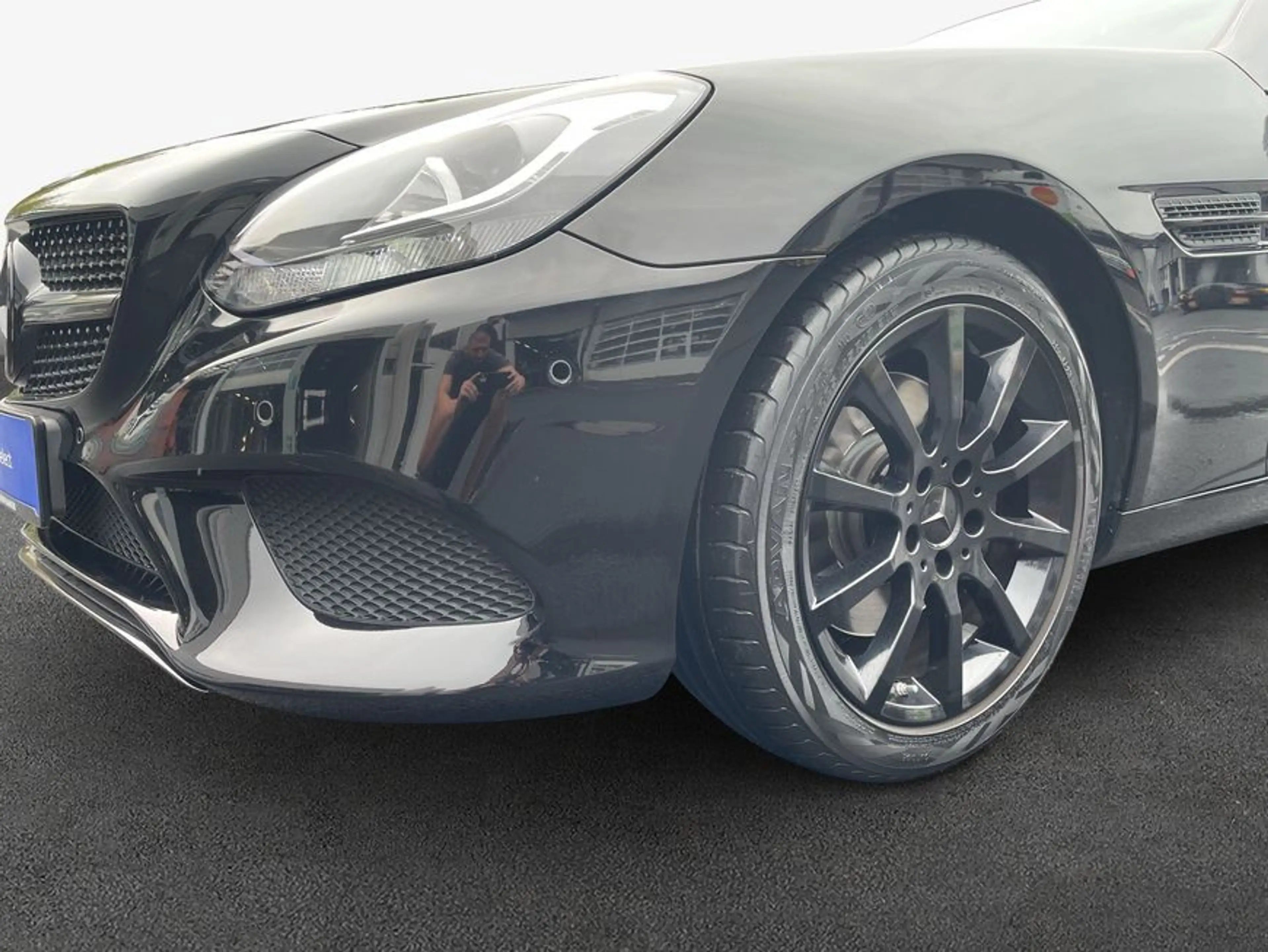 Mercedes-Benz SLC 300 SLC — photo 6