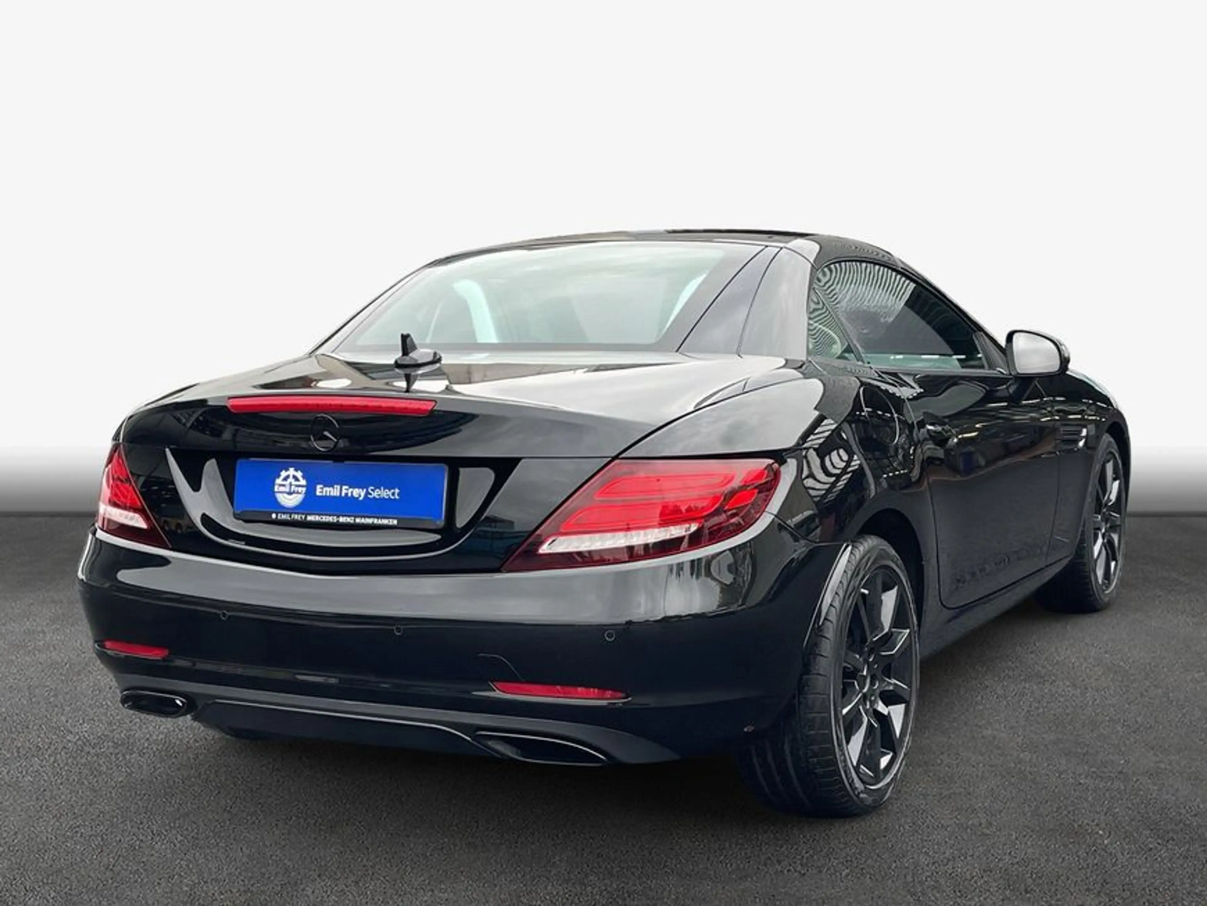 Mercedes-Benz SLC 300 SLC — photo 2