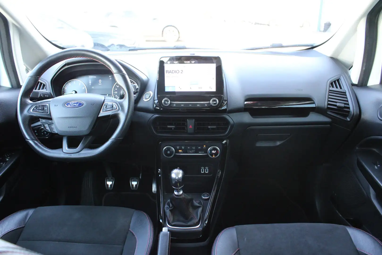 Ford EcoSport 1.0 EcoBoost ST-Line Trekhaak | Climate Control | Blanc - 2