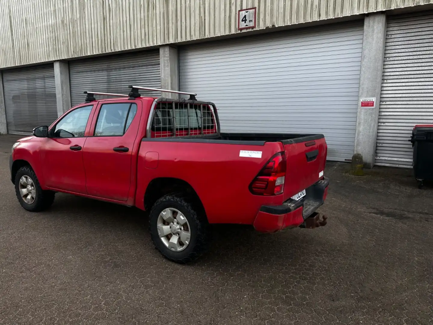 Toyota Hilux 2.4D-4D Double Cab Duty 4x4 rot foliert! Gris - 2