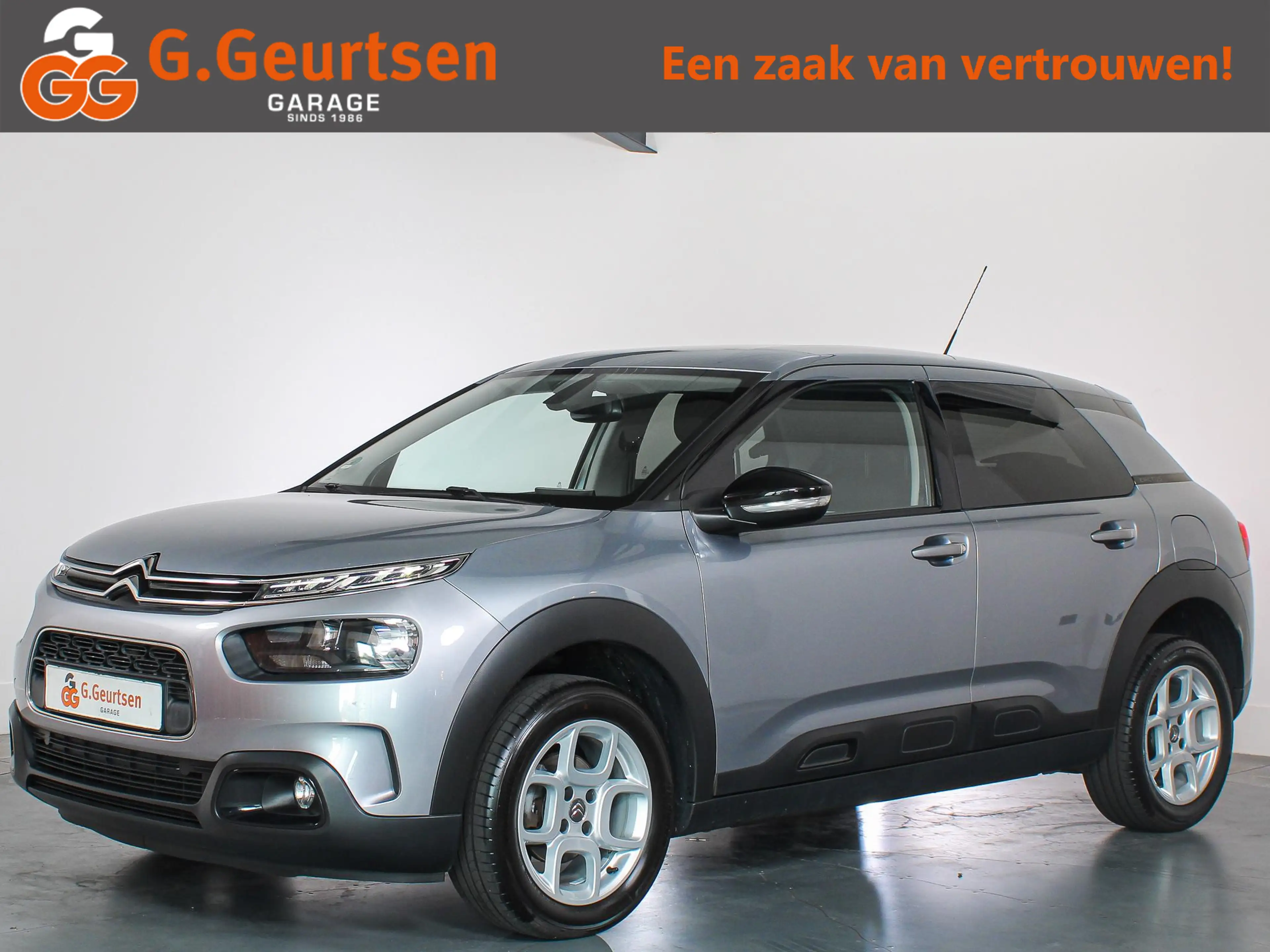 Citroen C4 Cactus 1.2 PureTech Business Plus Achteruitrijcamera, In