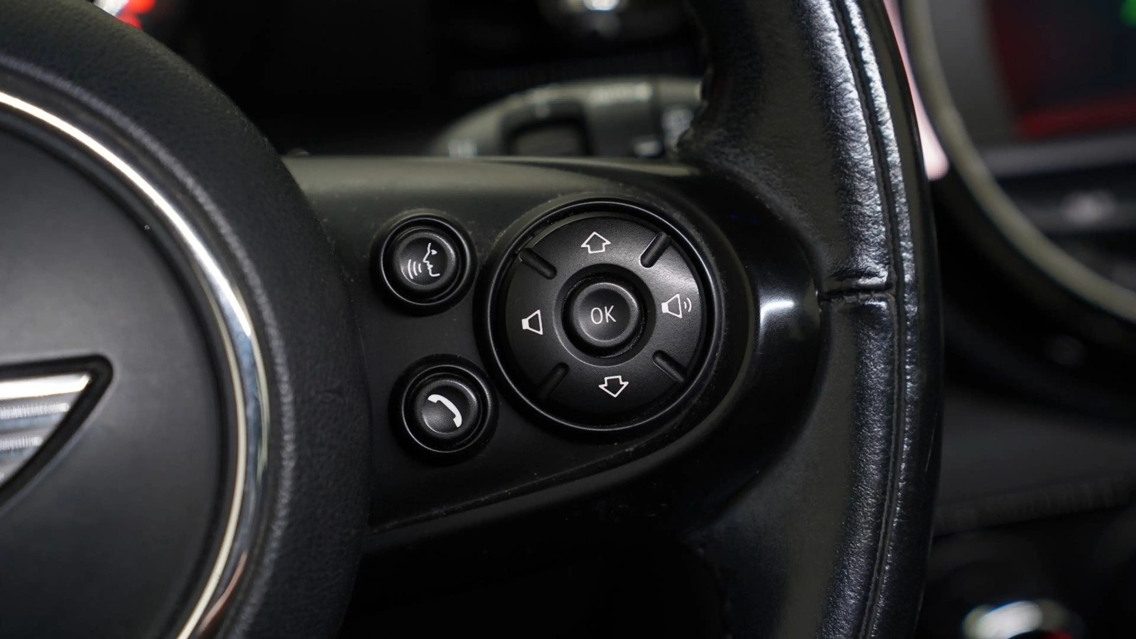 MINI One Clubman ONE Clubman *AUTOMATIK*PDC*KLIMA*TEMP*KEYLES*SHZ — photo 12