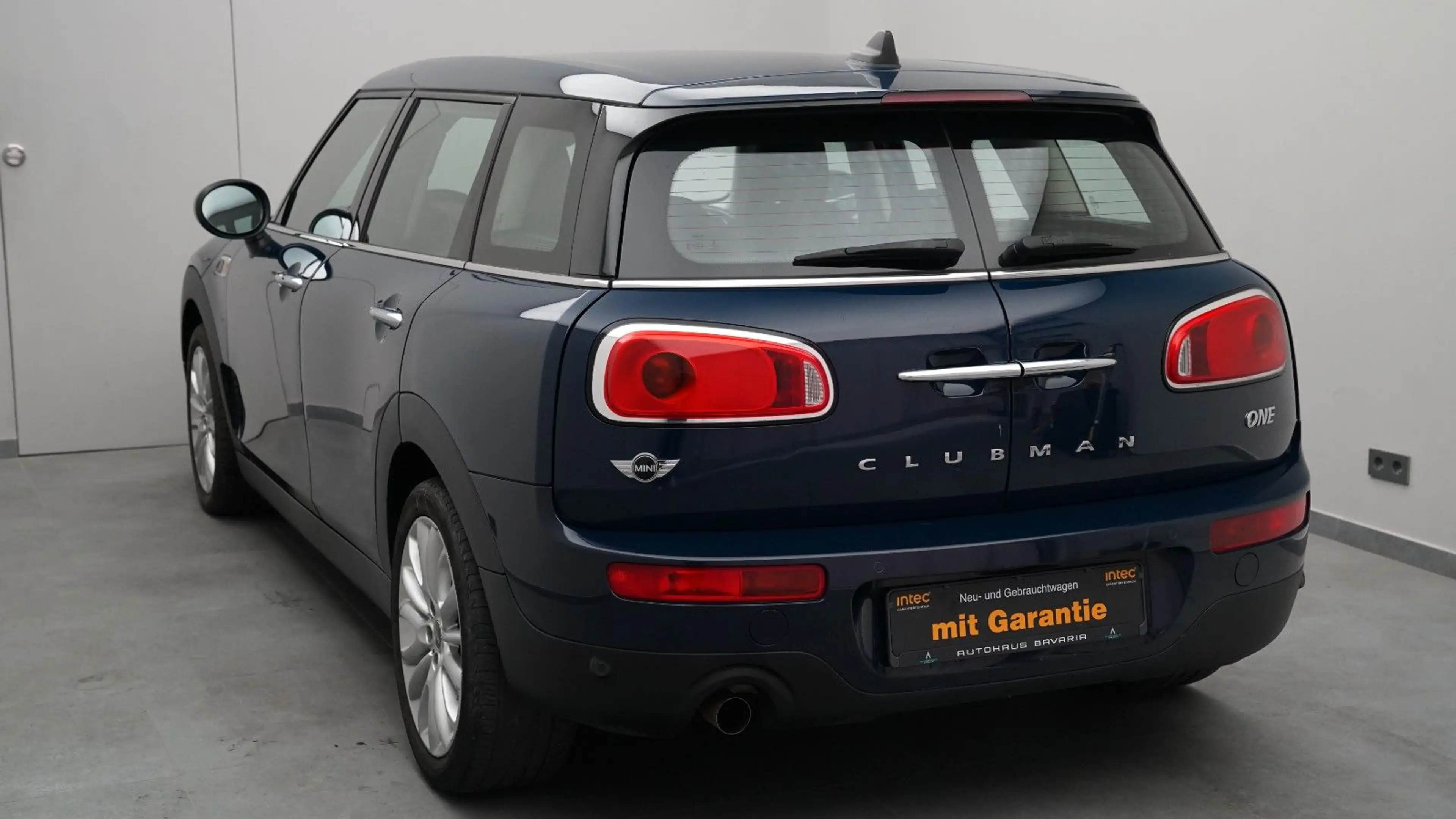 MINI One Clubman ONE Clubman *AUTOMATIK*PDC*KLIMA*TEMP*KEYLES*SHZ — photo 5