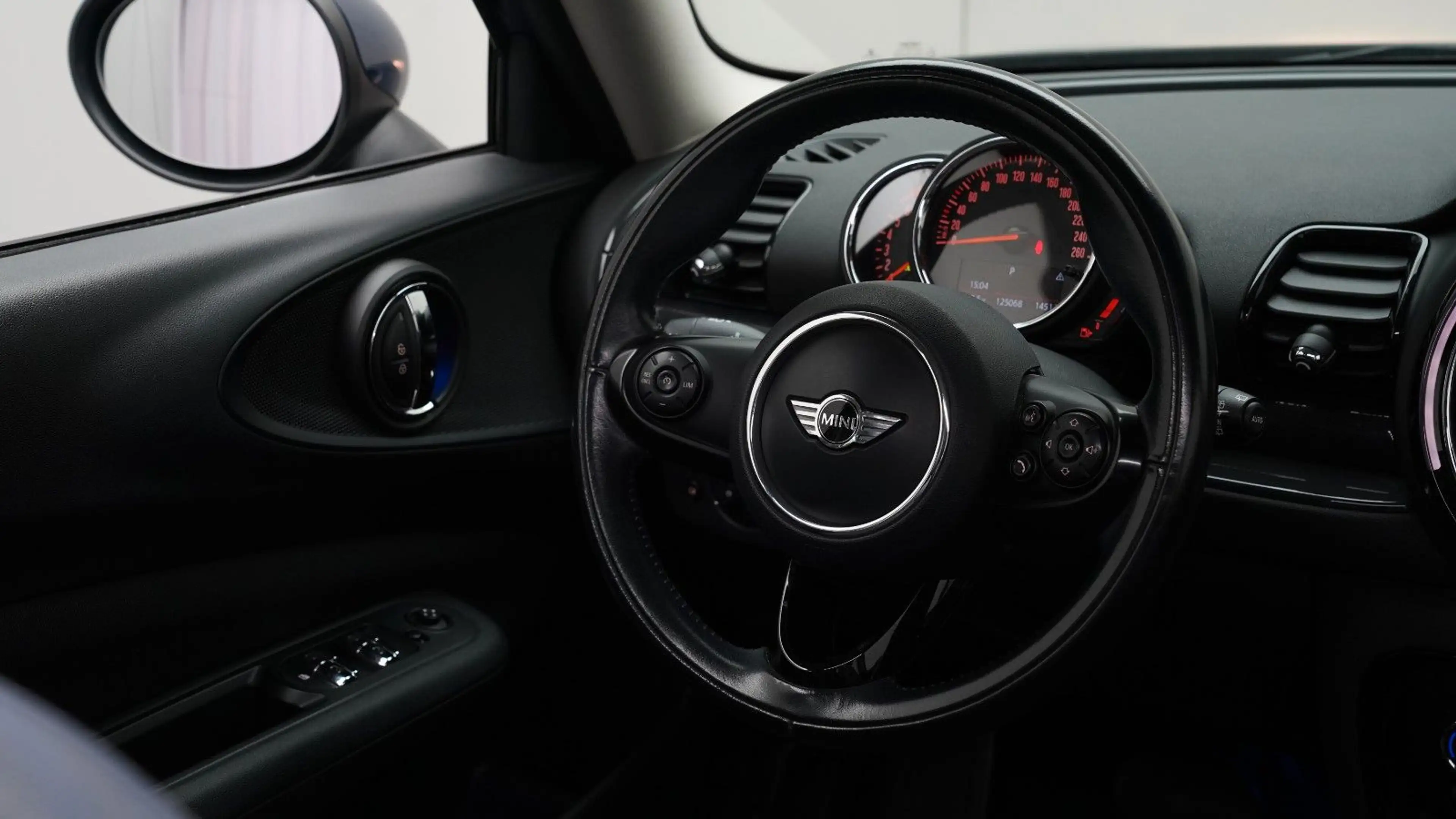 MINI One Clubman ONE Clubman *AUTOMATIK*PDC*KLIMA*TEMP*KEYLES*SHZ — photo 14