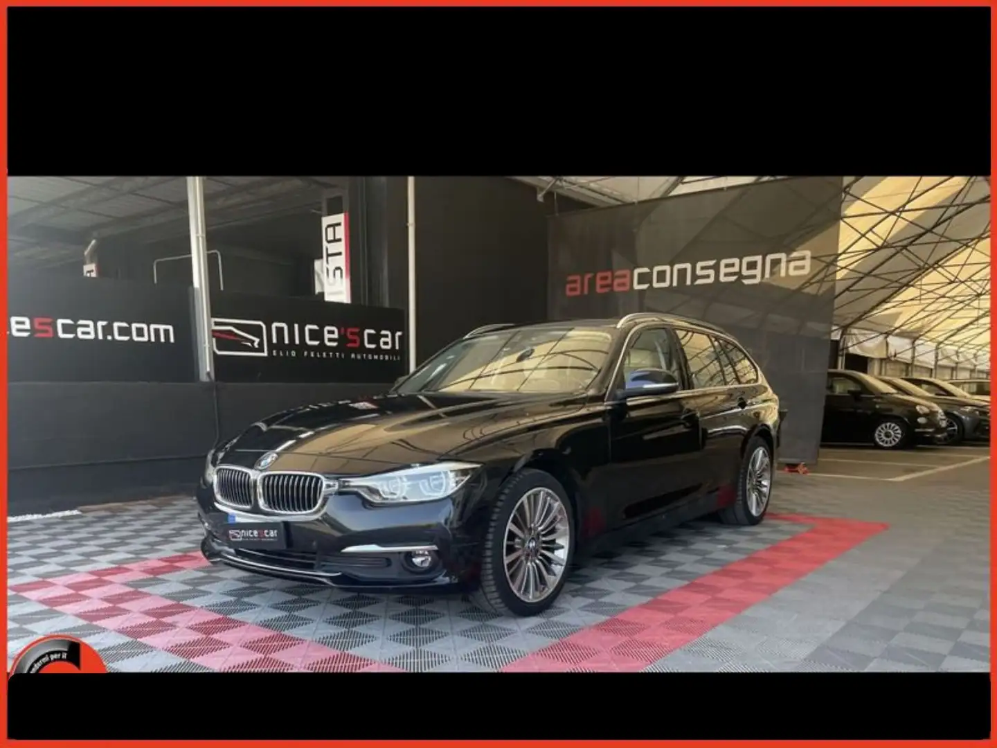 BMW 320 320d xDrive Touring Business Advantage Schwarz - 1