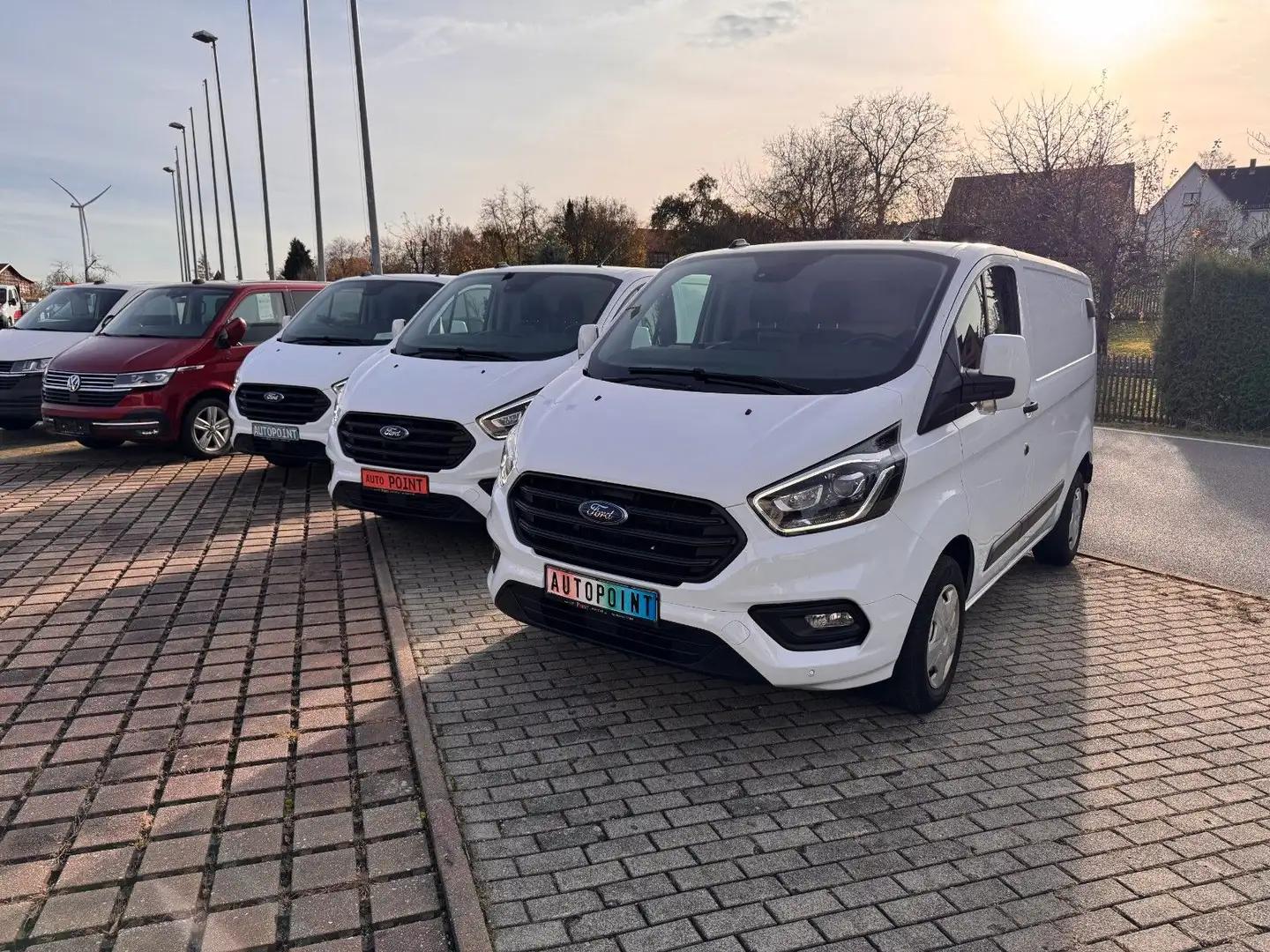 Ford Transit Custom 4 x Transit Custom Kasten 300 L1 Trend Weiß - 1