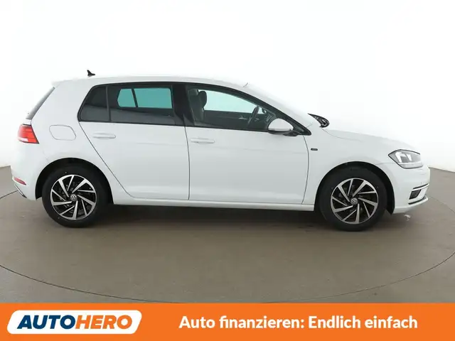 Volkswagen Golf view 7